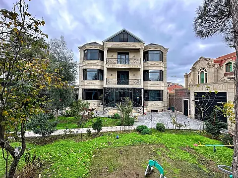 Satılır 8 otaqlı həyət evi 850 m² — Bakı 8 otaq 850.00 m²