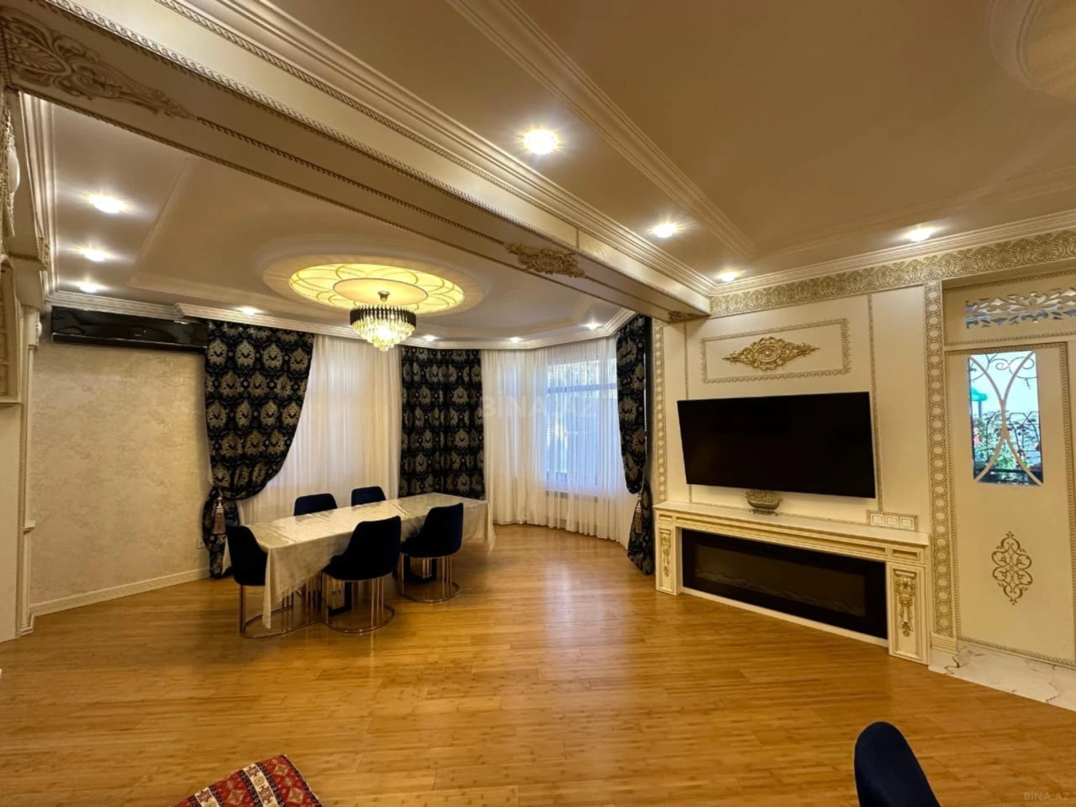 Satılır 8 otaqlı həyət evi 850 m²
