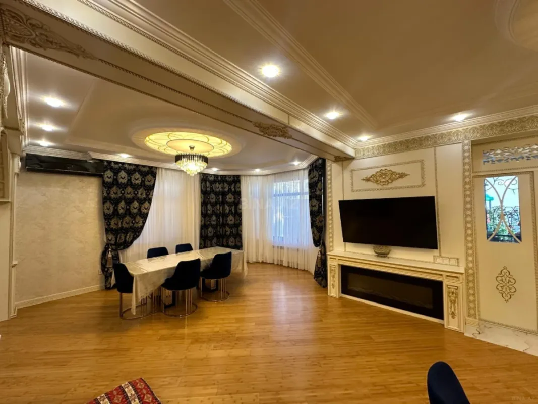 Satılır 8 otaqlı həyət evi 850 m²