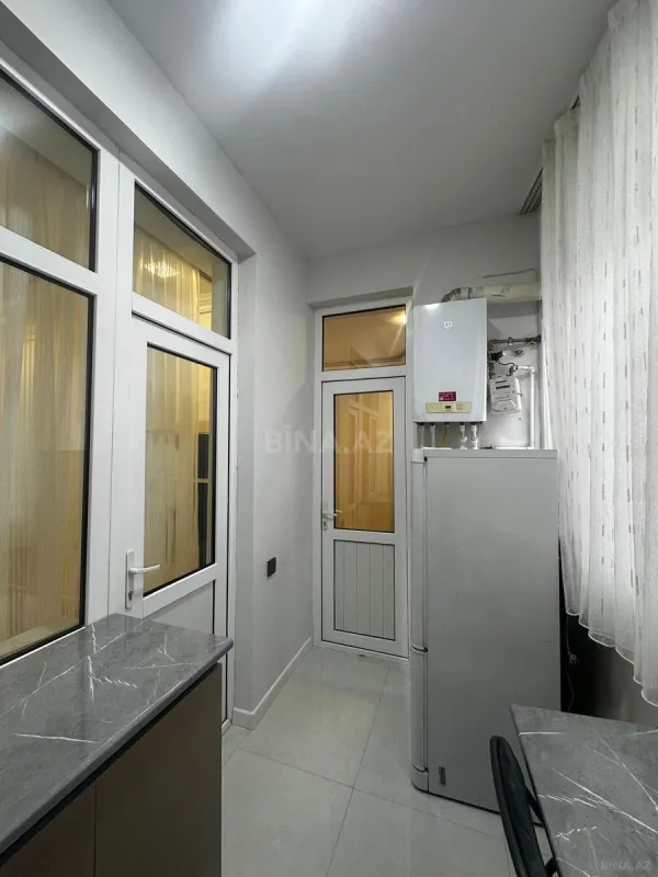 Kirayə verilir 2 otaqlı mənzil 65 m²