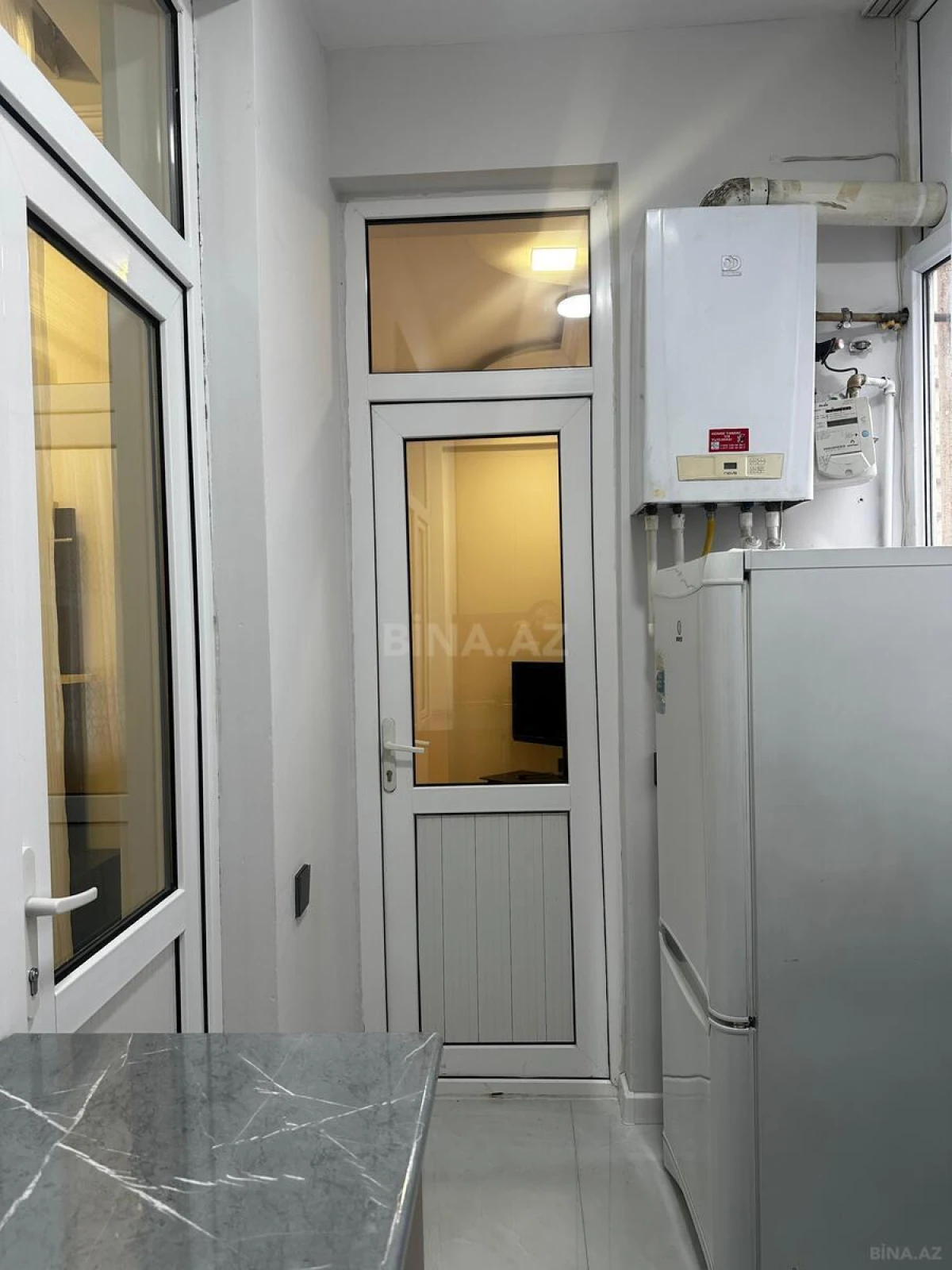 Kirayə verilir 2 otaqlı mənzil 65 m²