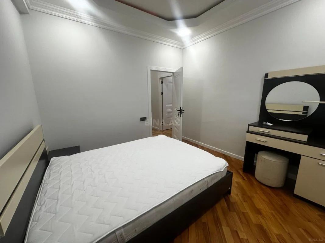 Kirayə verilir 2 otaqlı mənzil 65 m²