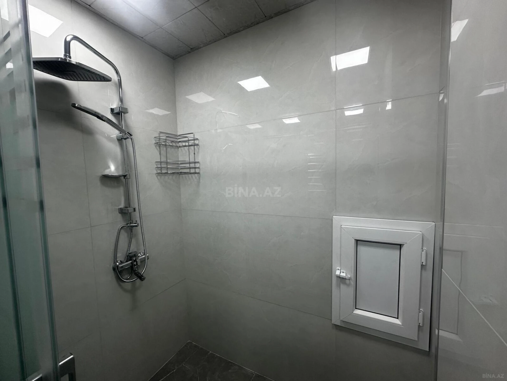 Kirayə verilir 2 otaqlı mənzil 65 m²
