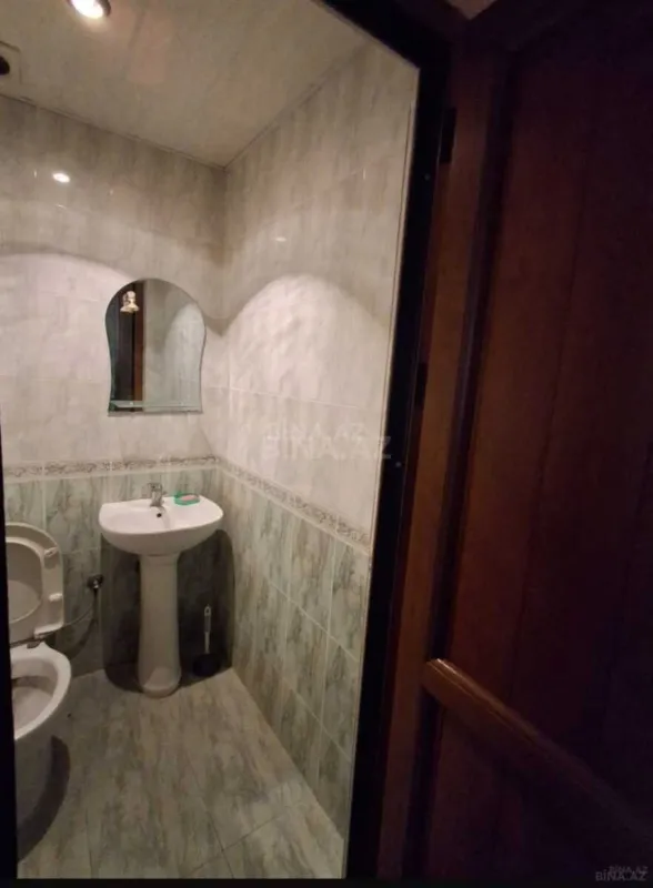 Kirayə verilir 3 otaqlı mənzil 130 m²