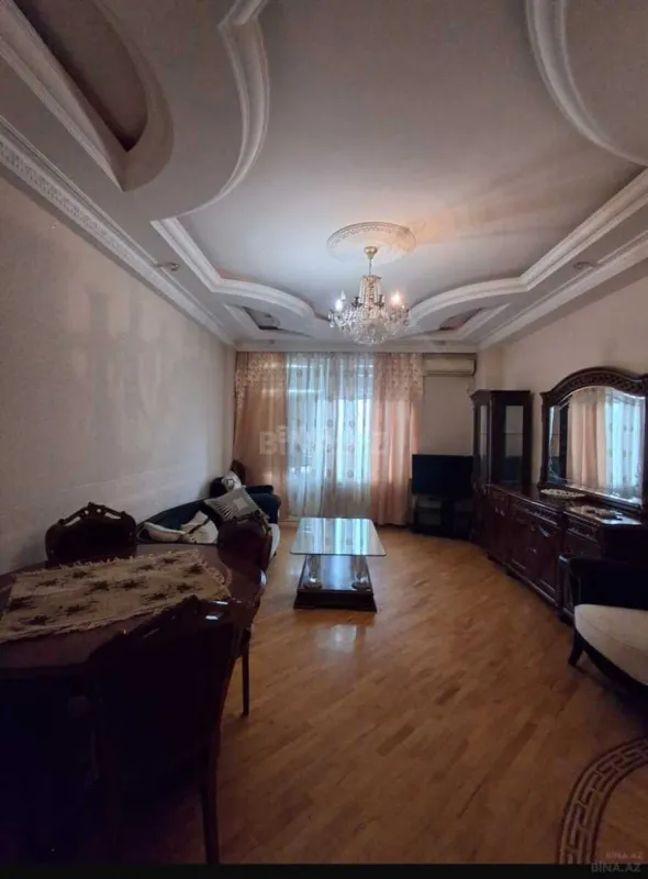 Kirayə verilir 3 otaqlı mənzil 130 m²