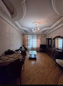 Kirayə verilir 3 otaqlı mənzil 130 m² — Bakı 3 otaq 130.00 m²