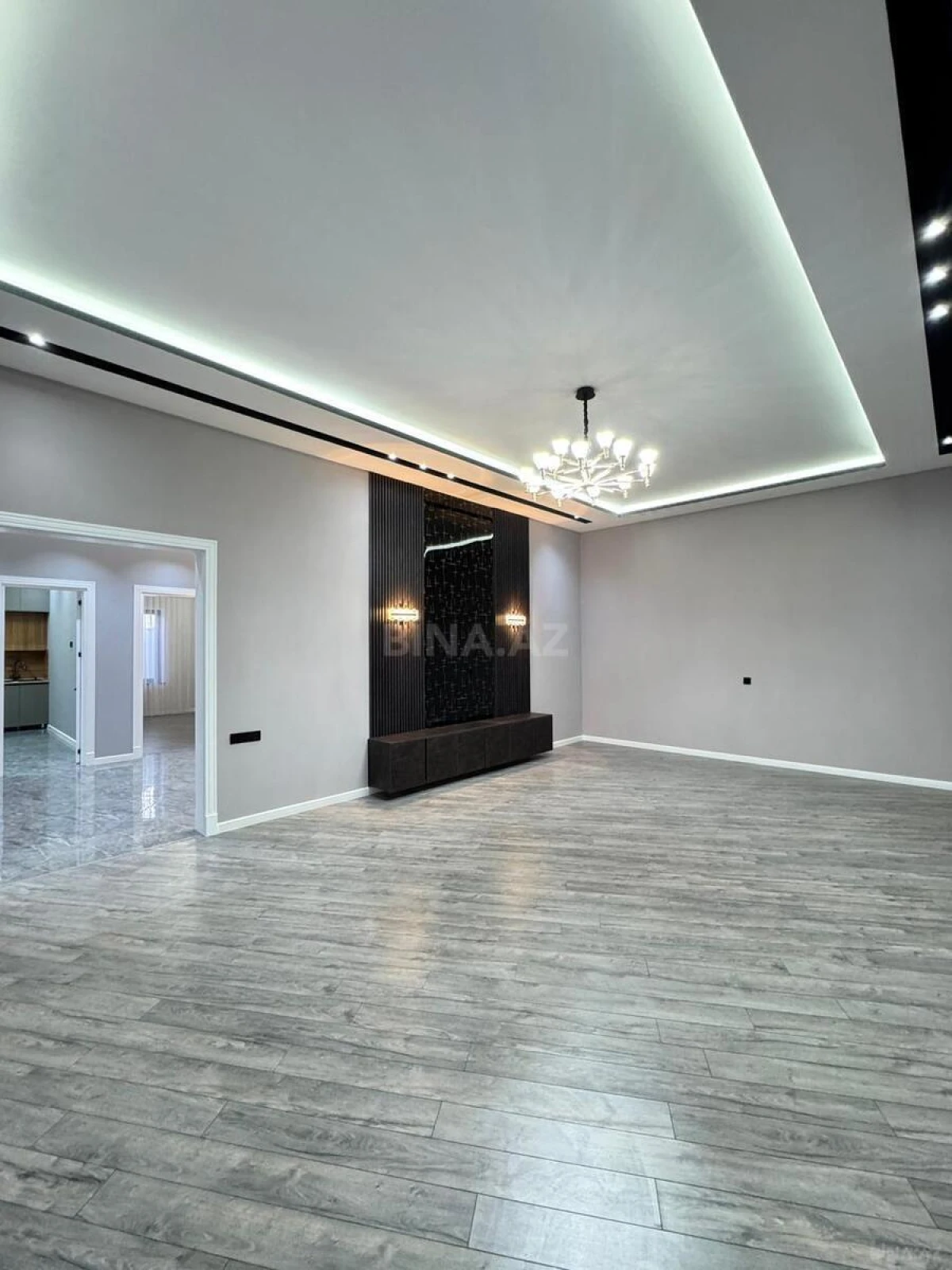 Satılır 5 otaqlı həyət evi 200 m²