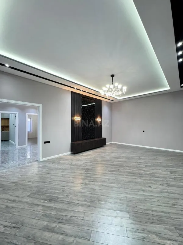Satılır 5 otaqlı həyət evi 200 m²
