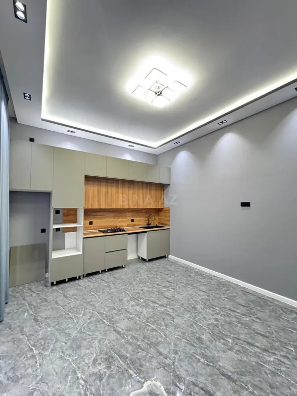 Satılır 5 otaqlı həyət evi 200 m²