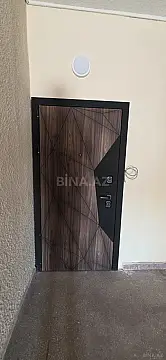 Satılır 3 otaqlı mənzil 136 m²