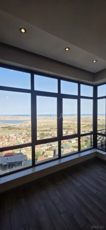 Satılır 3 otaqlı mənzil 136 m²