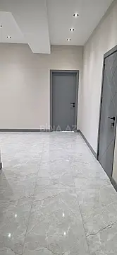 Satılır 3 otaqlı mənzil 136 m²