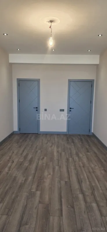 Satılır 3 otaqlı mənzil 136 m²
