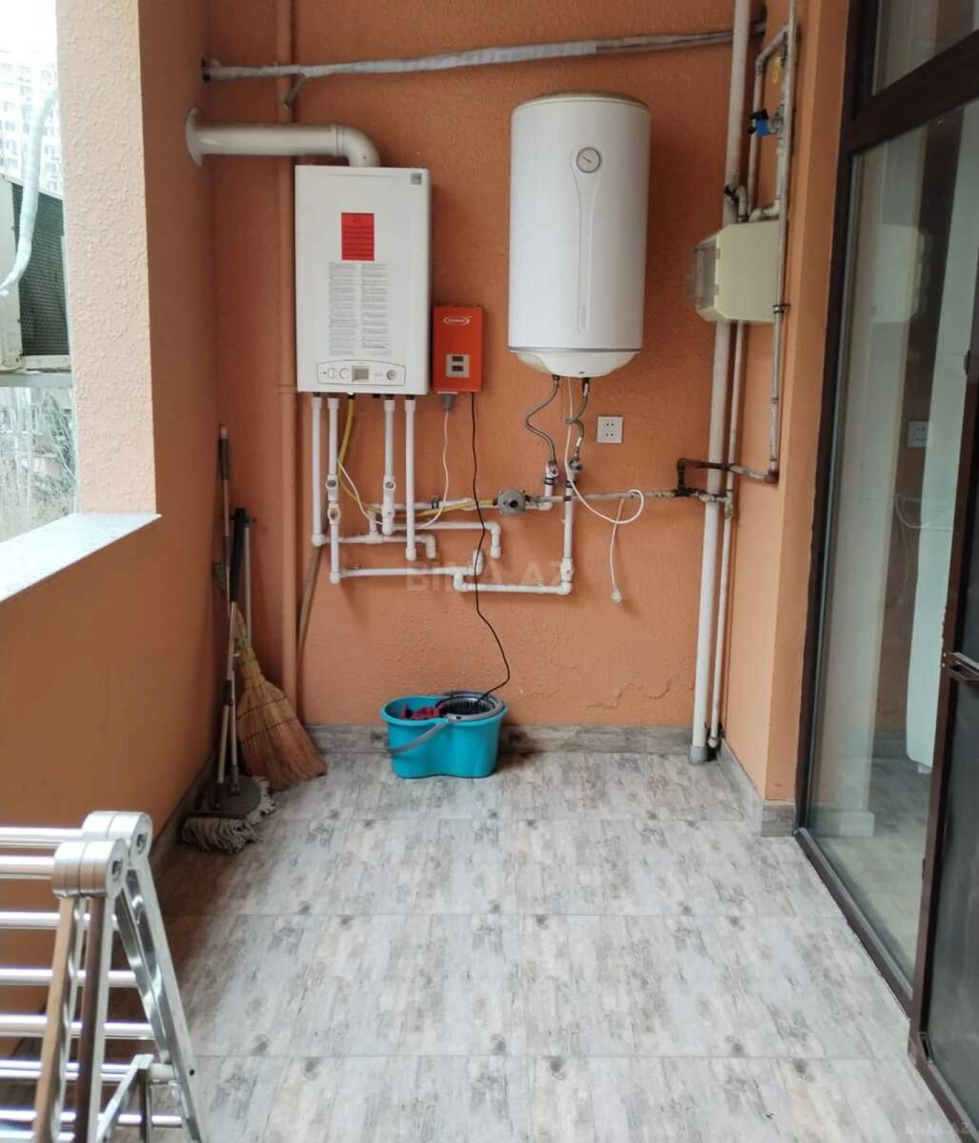 Kirayə verilir 3 otaqlı mənzil 100 m²