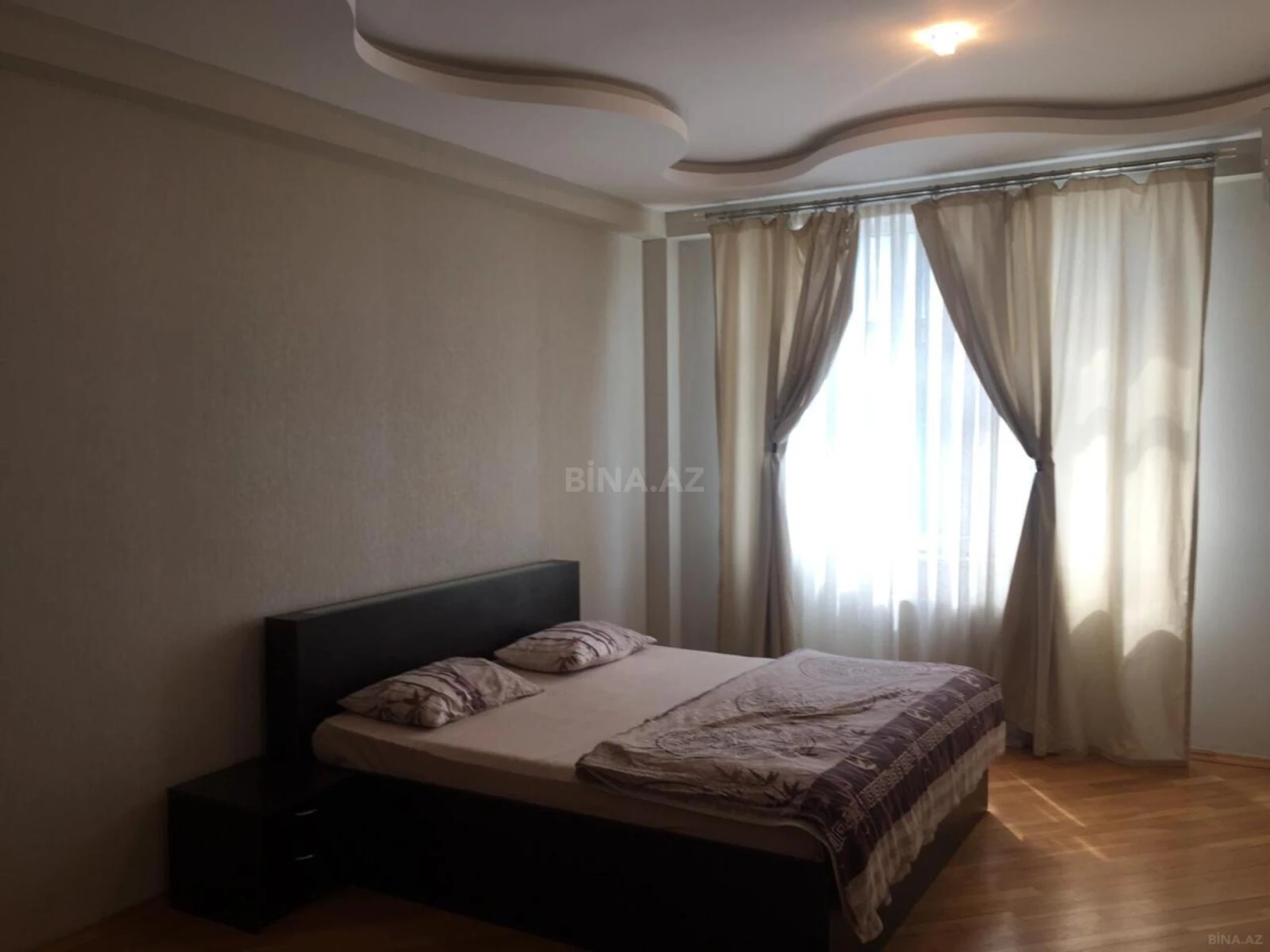 Kirayə verilir 3 otaqlı mənzil 125 m²