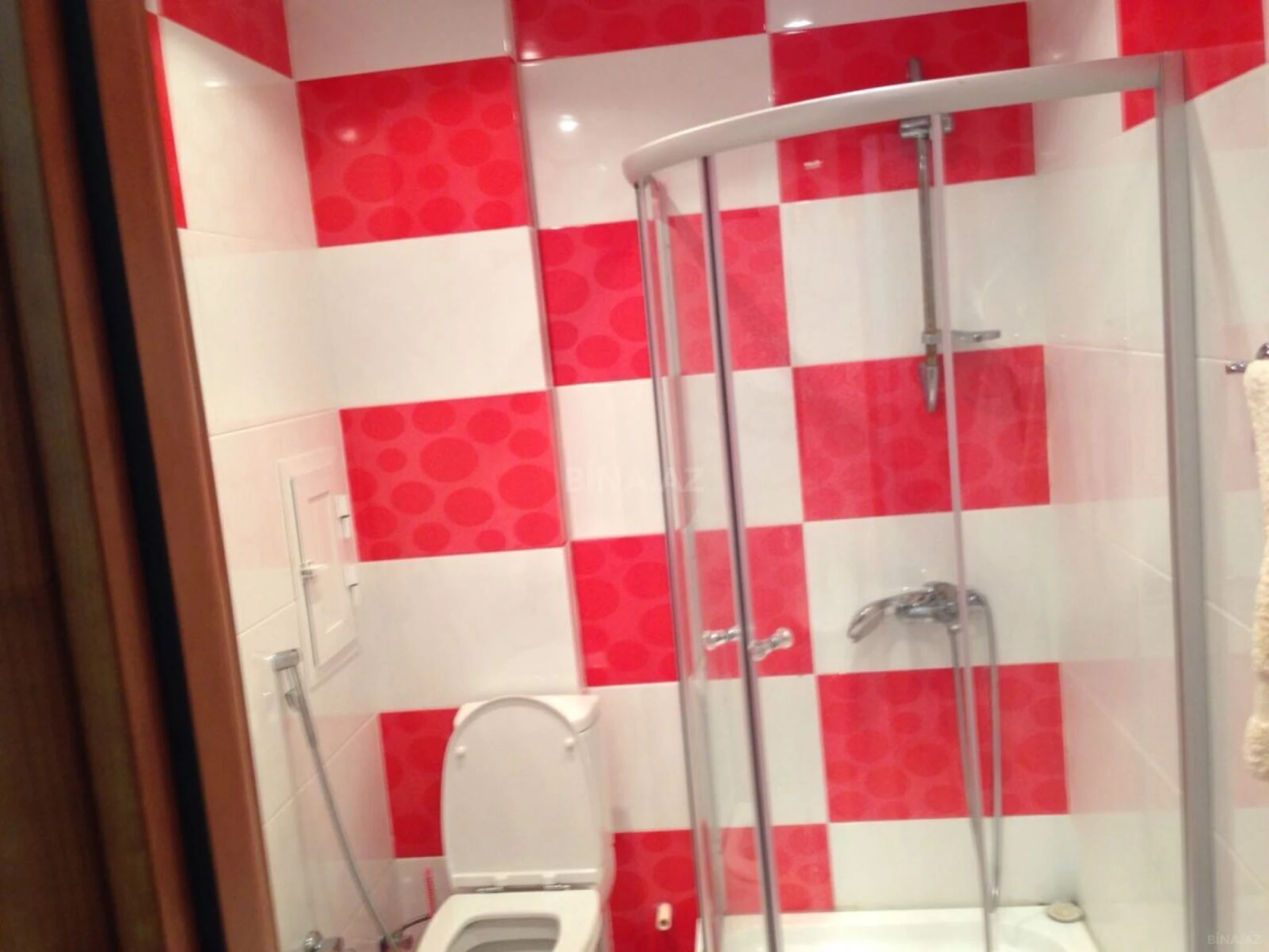 Kirayə verilir 3 otaqlı mənzil 125 m²