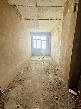 Satılır 2 otaqlı mənzil 79 m²