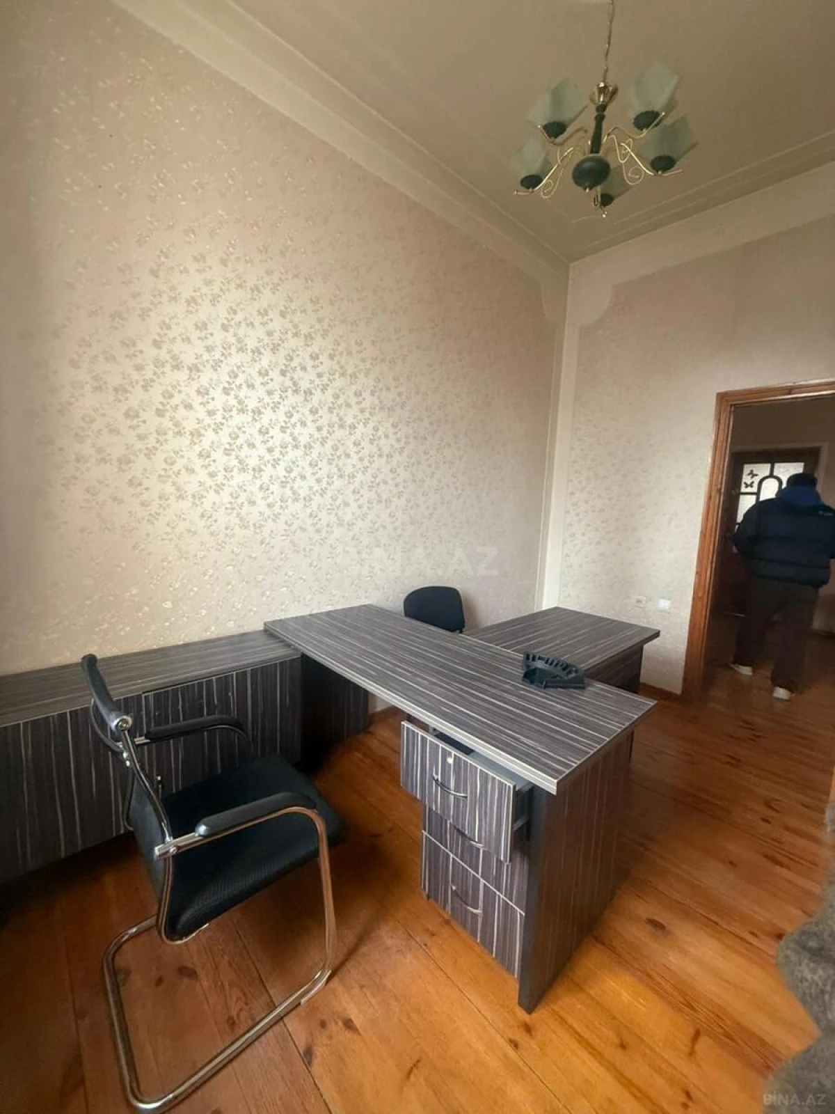 Kirayə verilir 3 otaqlı ofis 150 m²