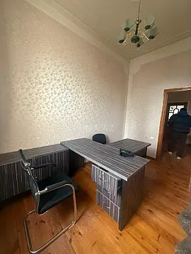 Kirayə verilir 3 otaqlı ofis 150 m²