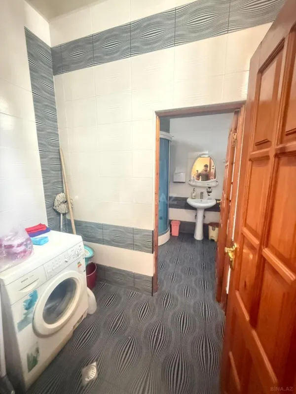 Kirayə verilir 3 otaqlı ofis 150 m²