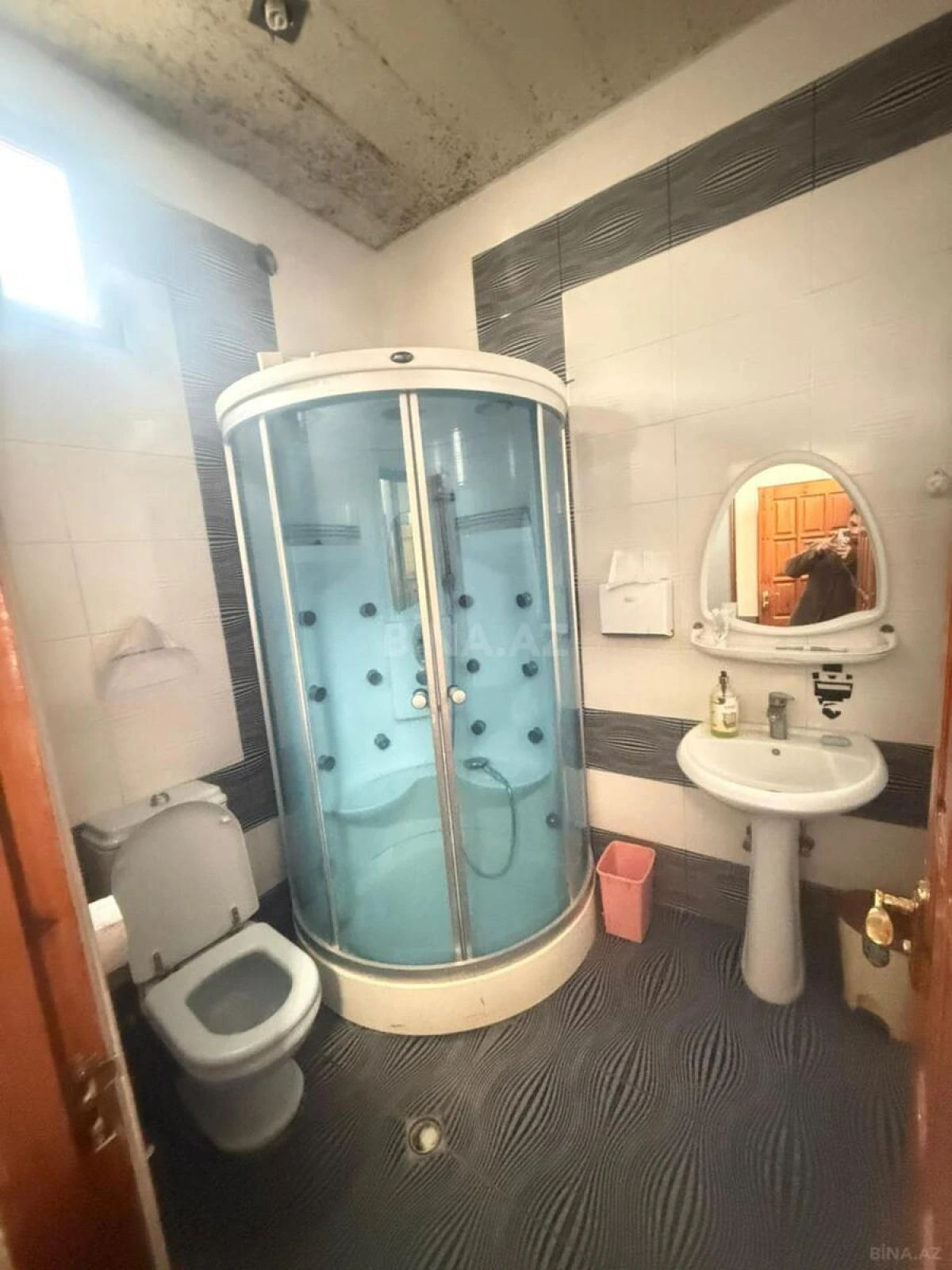 Kirayə verilir 3 otaqlı ofis 150 m²