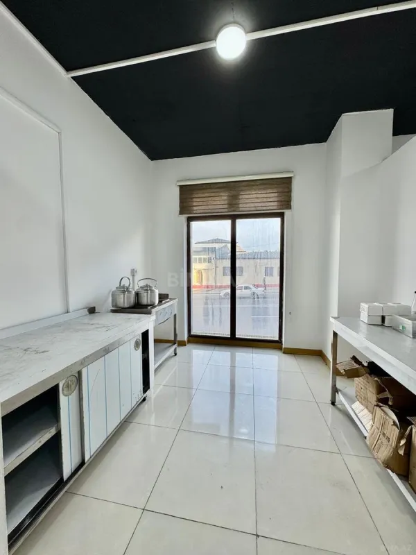 Satılır obyekt 500 m²