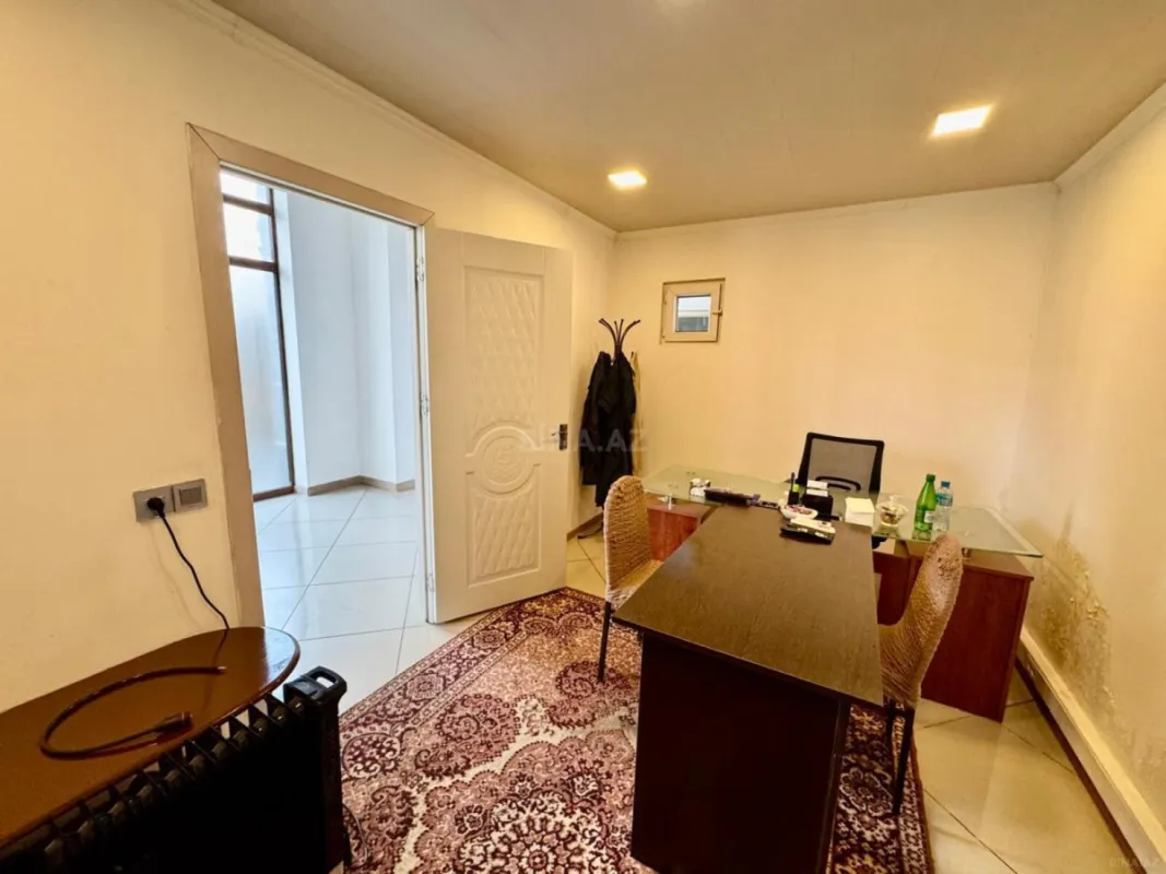 Satılır obyekt 500 m²