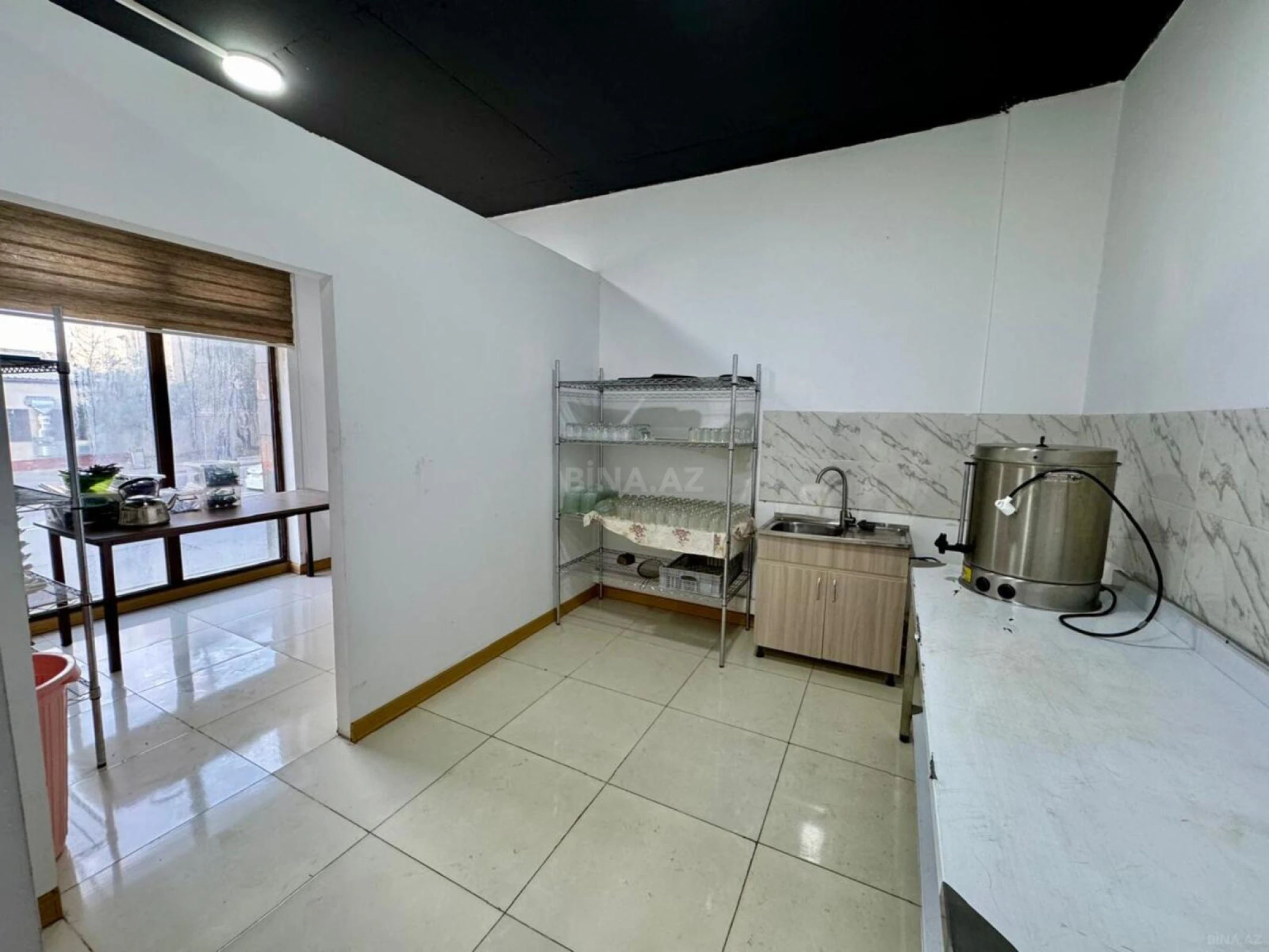 Satılır obyekt 500 m²