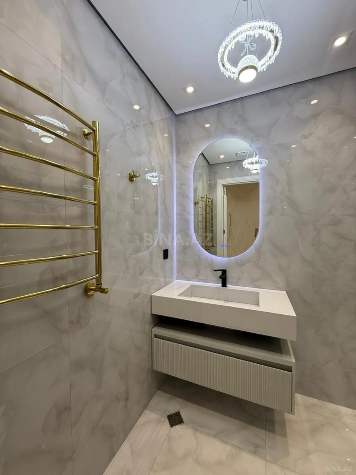 Satılır 3 otaqlı mənzil 100 m²