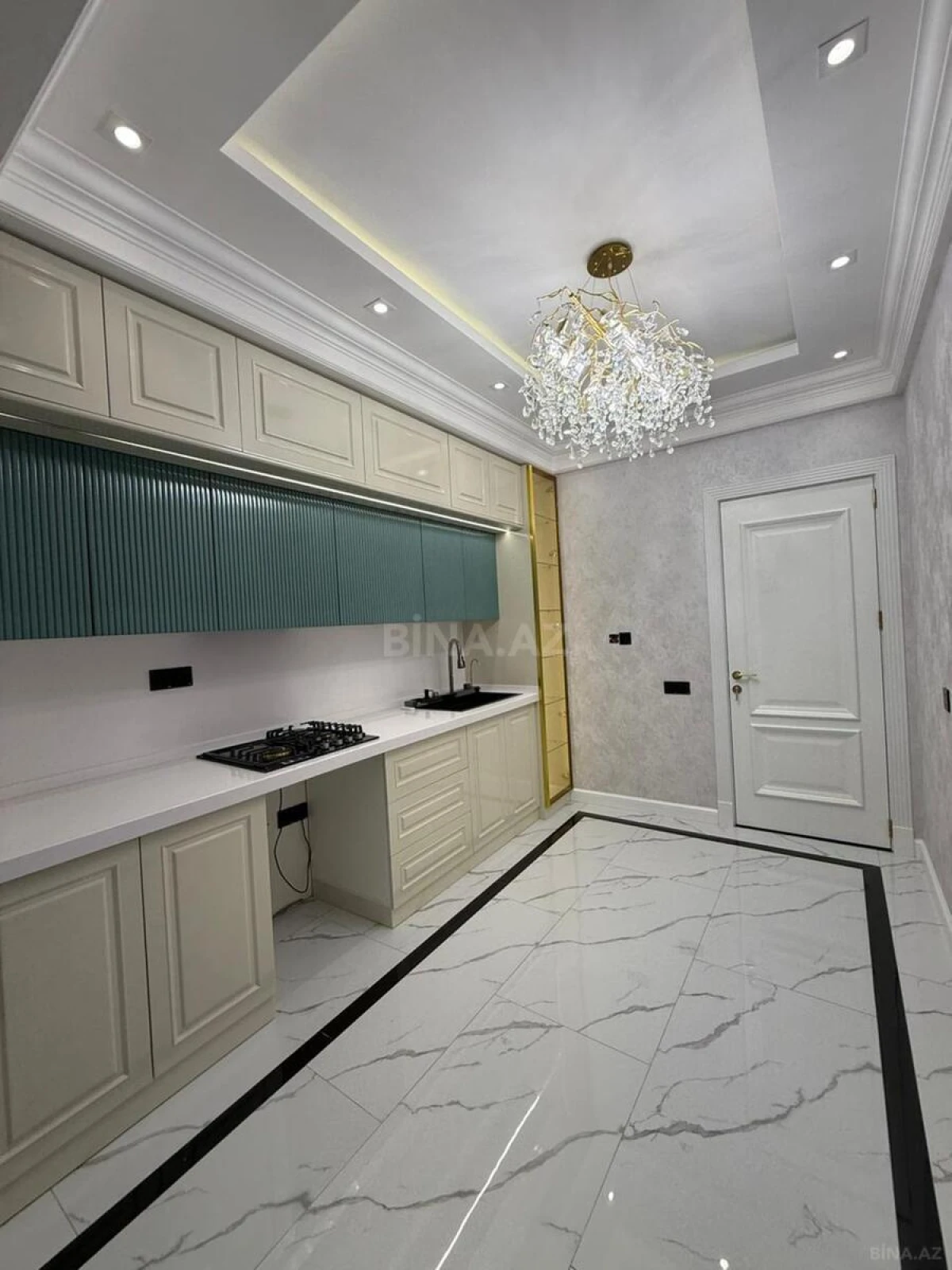 Satılır 3 otaqlı mənzil 100 m²