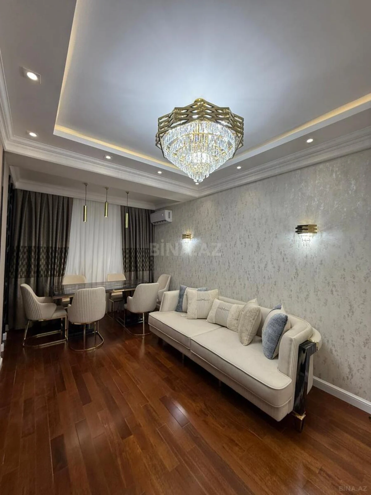 Satılır 3 otaqlı mənzil 100 m²