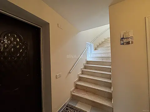 Satılır 5 otaqlı həyət evi 178 m²