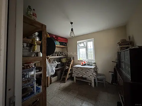 Satılır 5 otaqlı həyət evi 178 m²