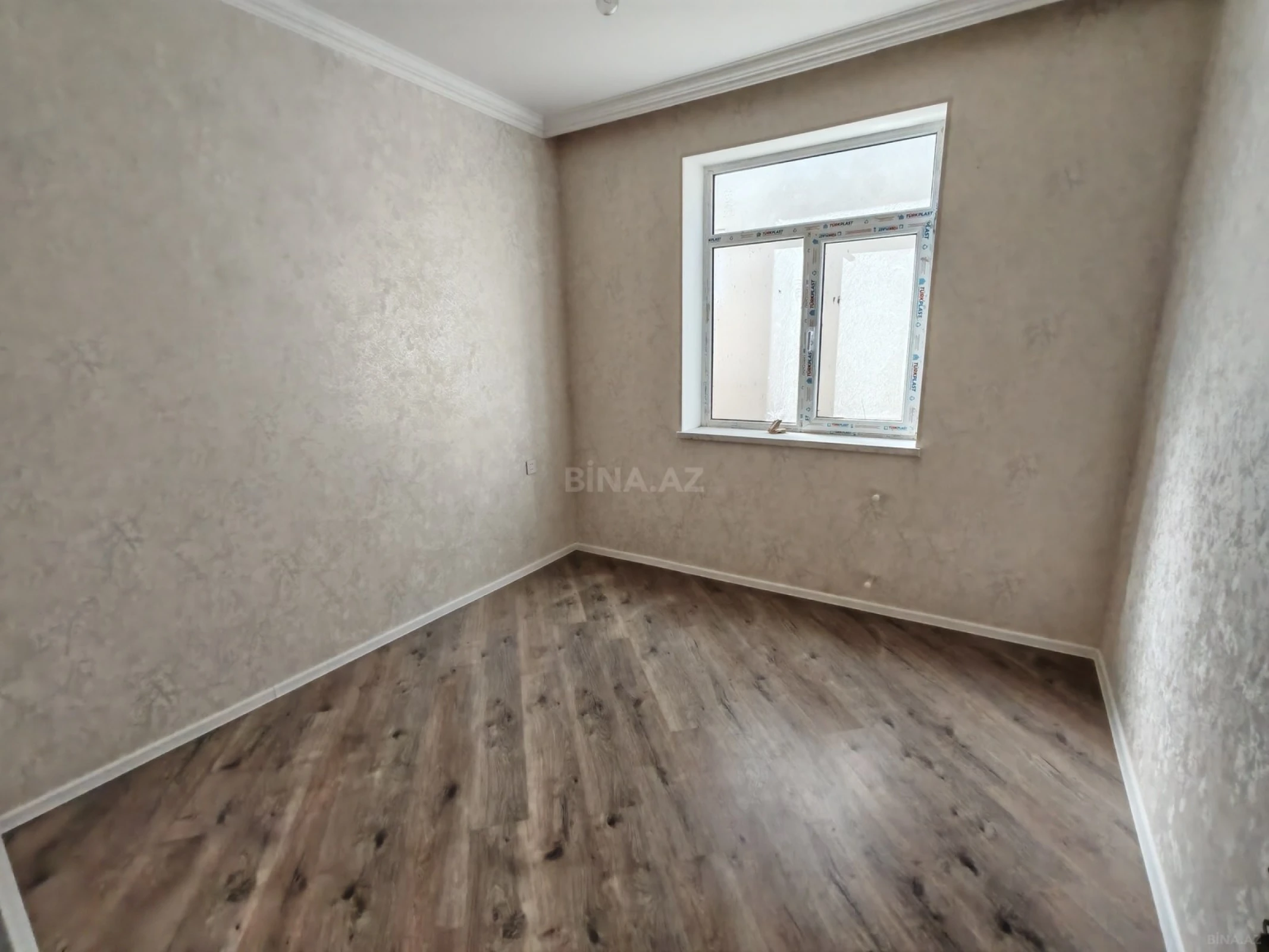 Satılır 4 otaqlı həyət evi 120 m²