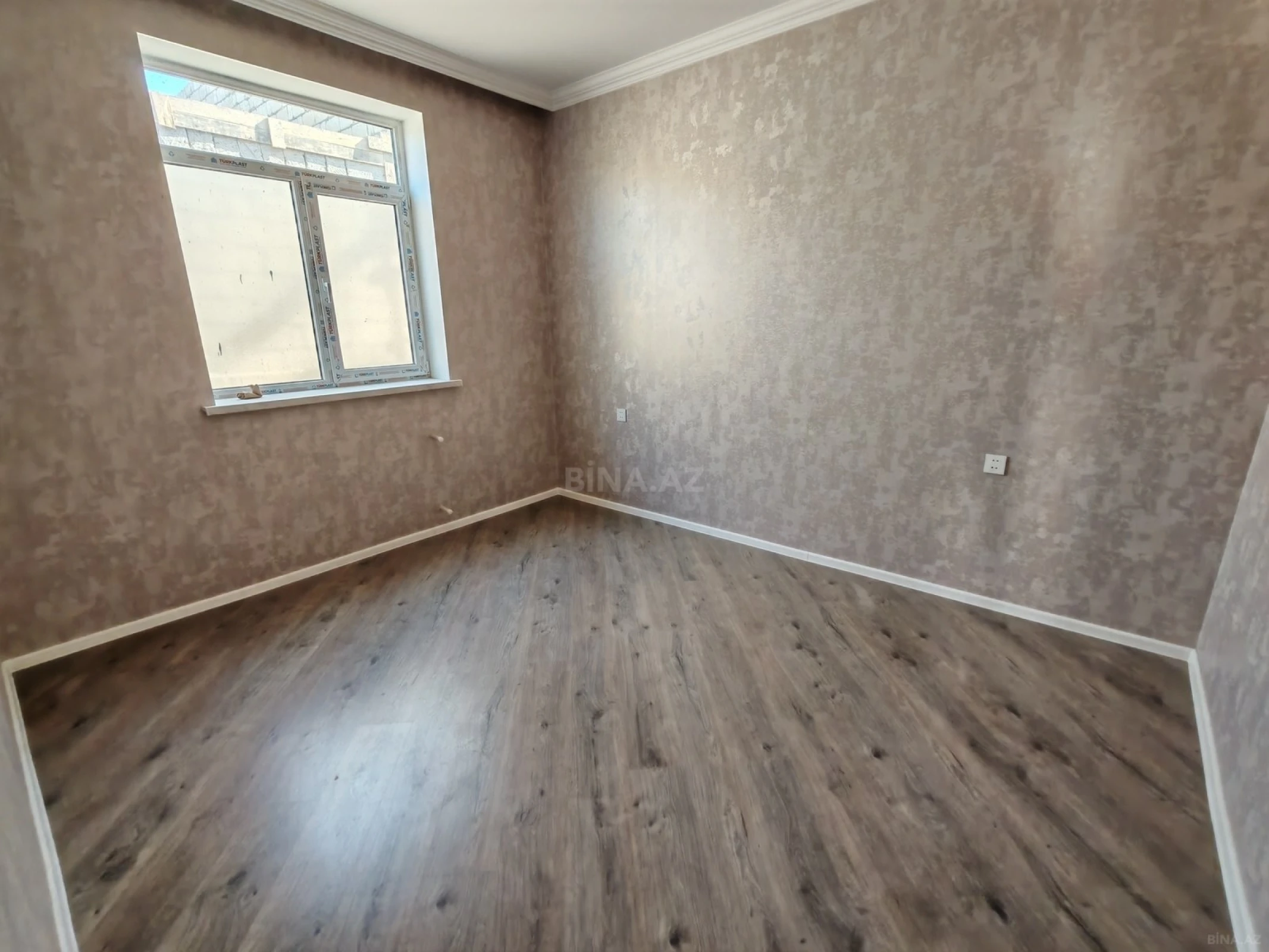 Satılır 4 otaqlı həyət evi 120 m²