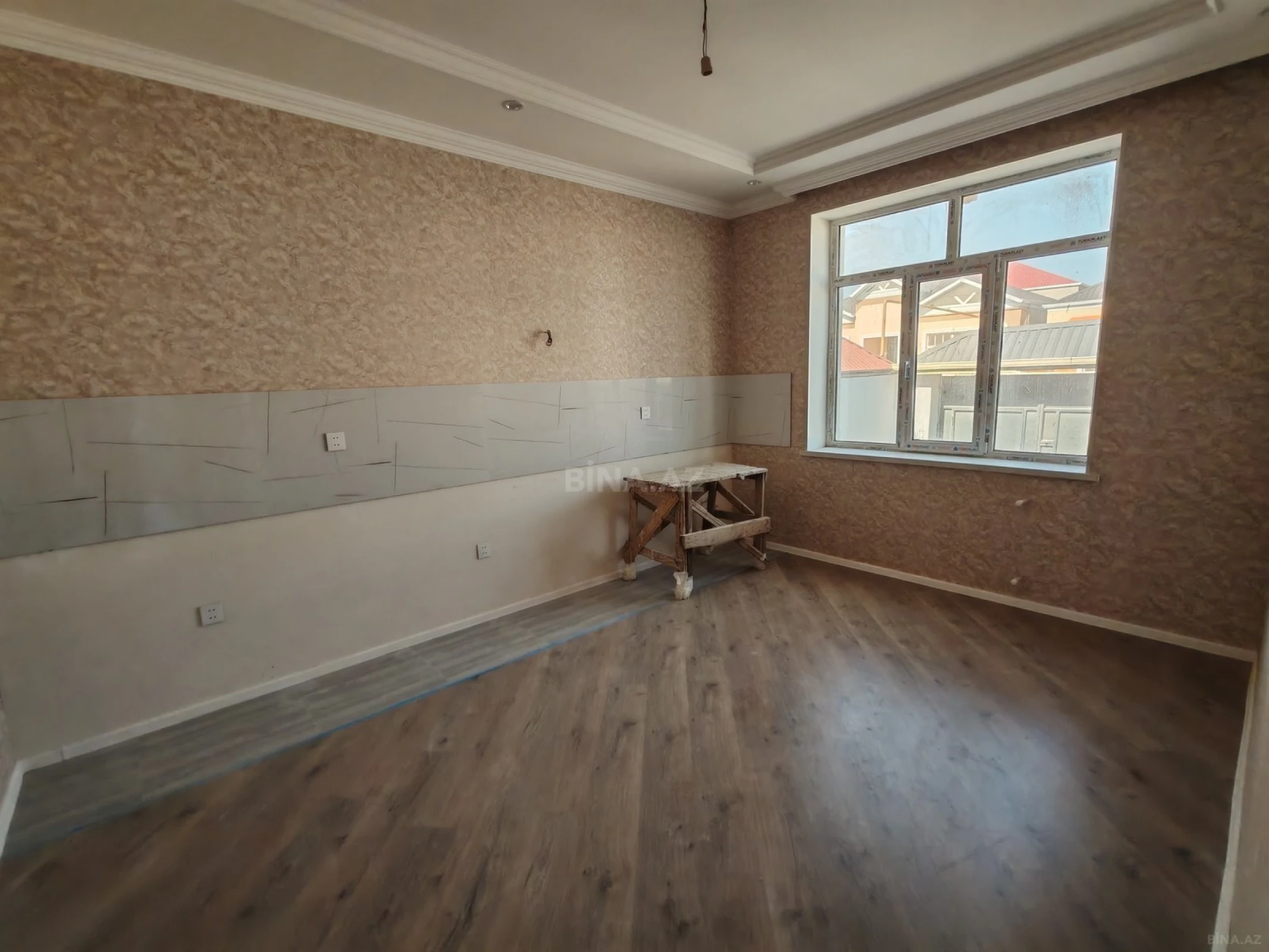 Satılır 4 otaqlı həyət evi 120 m²