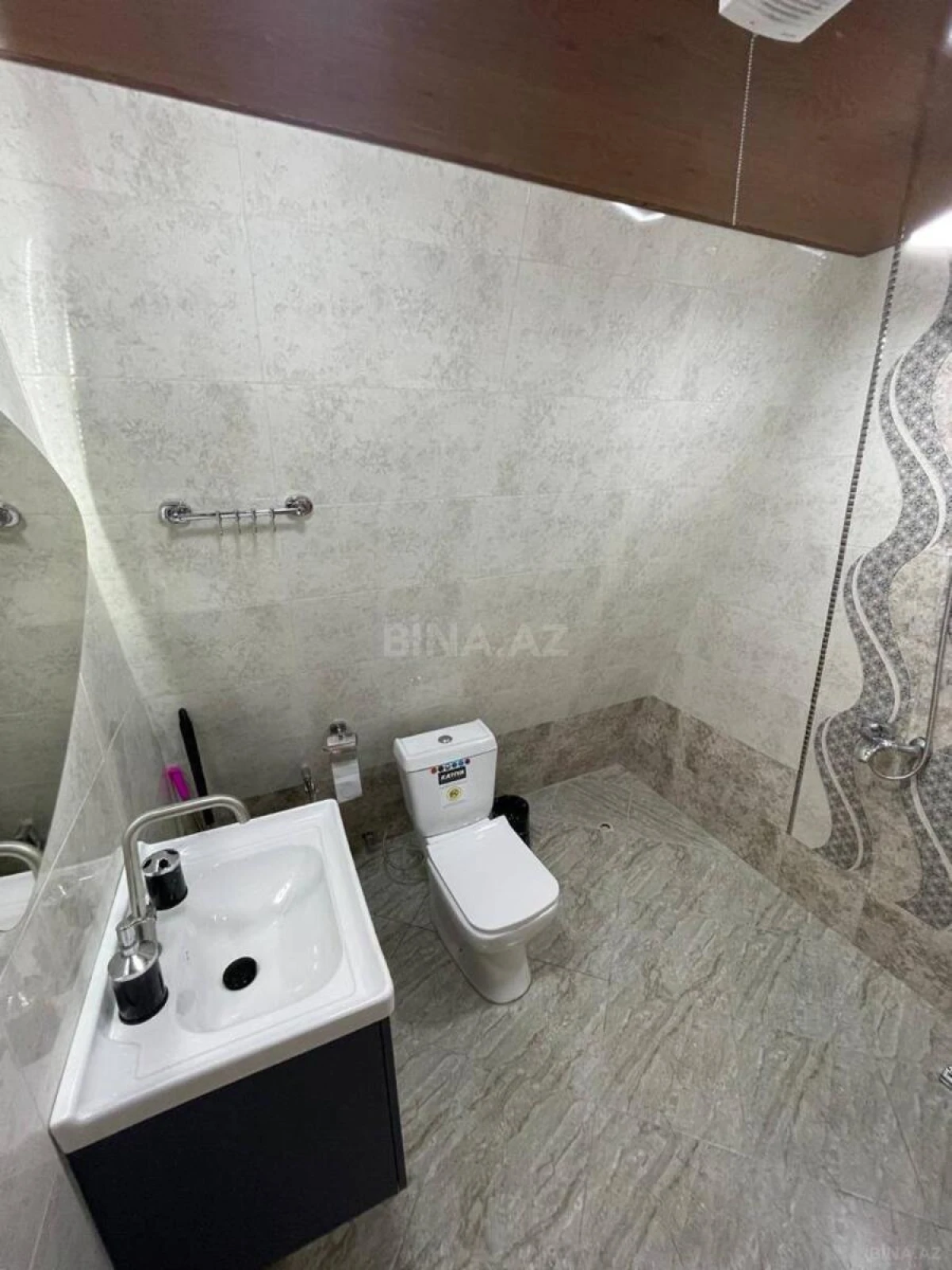 Satılır 3 otaqlı həyət evi 100 m²