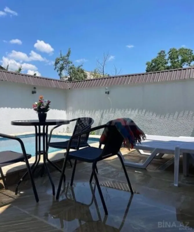 Satılır 3 otaqlı həyət evi 100 m²