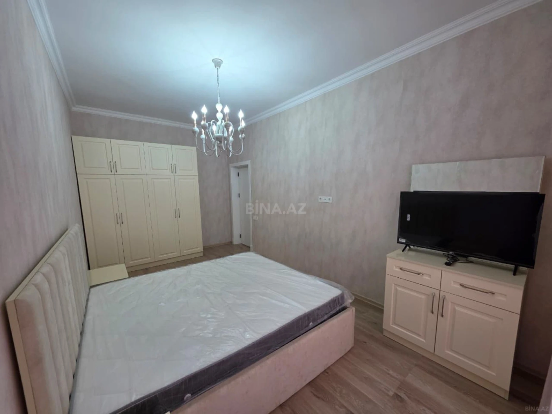 Kirayə verilir 1 otaqlı mənzil 45 m²
