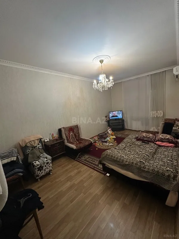 Satılır 2 otaqlı mənzil 65 m²