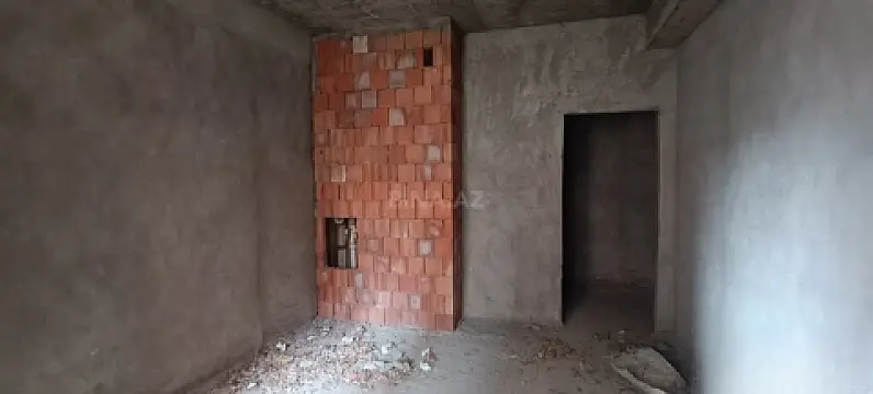 Satılır 2 otaqlı mənzil 114 m²