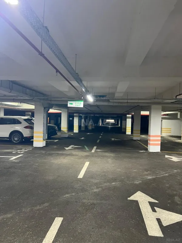 Satılır 2 otaqlı mənzil 114 m²