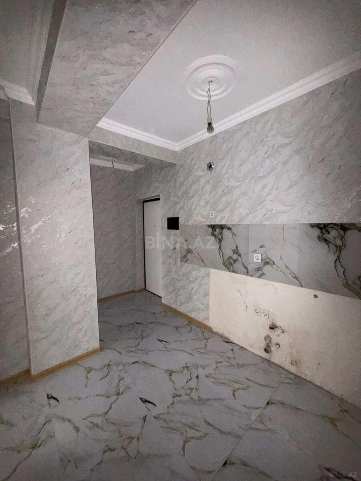 Satılır 2 otaqlı mənzil 50 m²