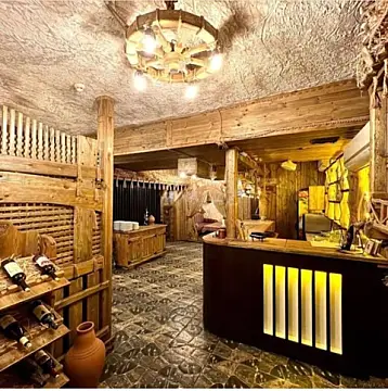 Satılır obyekt 215 m² — Bakı, İnşaatçılar 215.00 m²