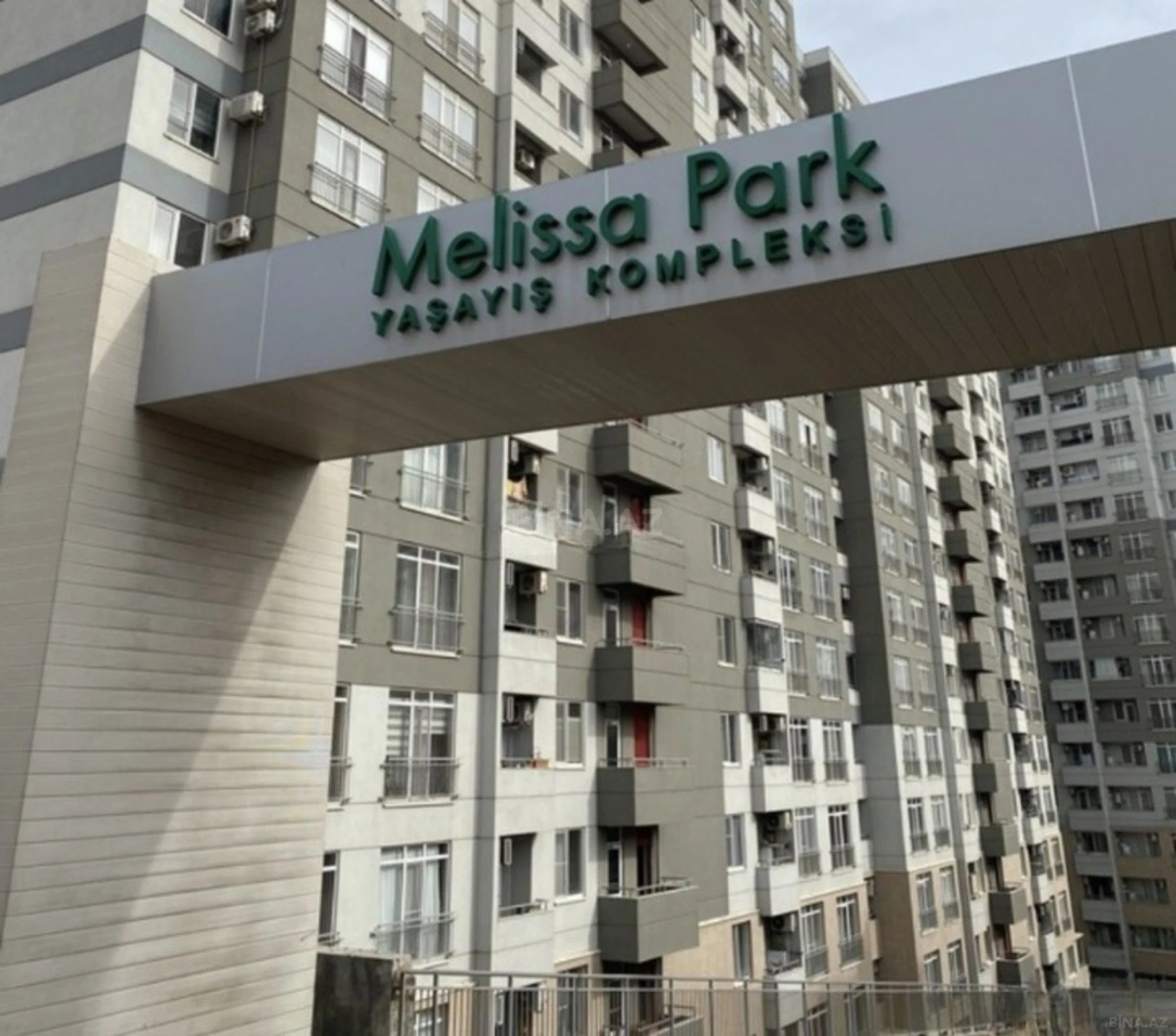 Satılır 2 otaqlı mənzil 45 m²