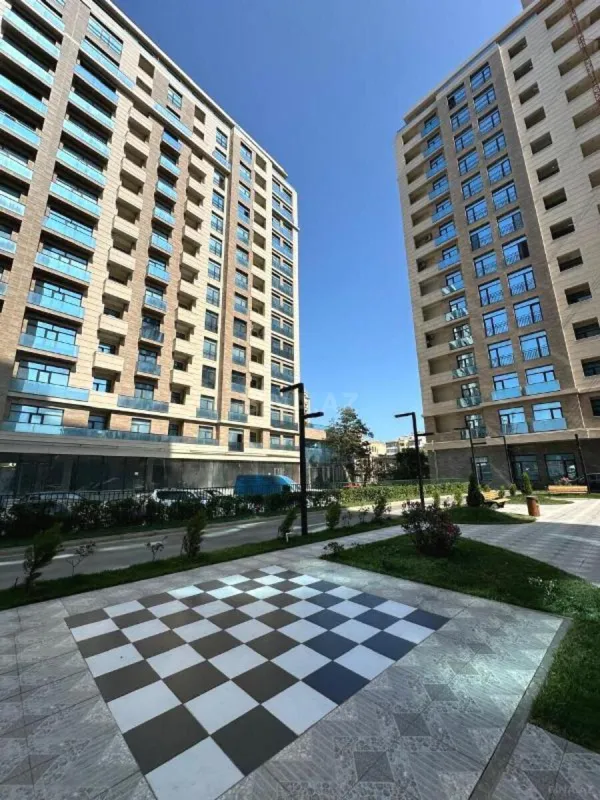 Satılır 3 otaqlı mənzil 118 m²