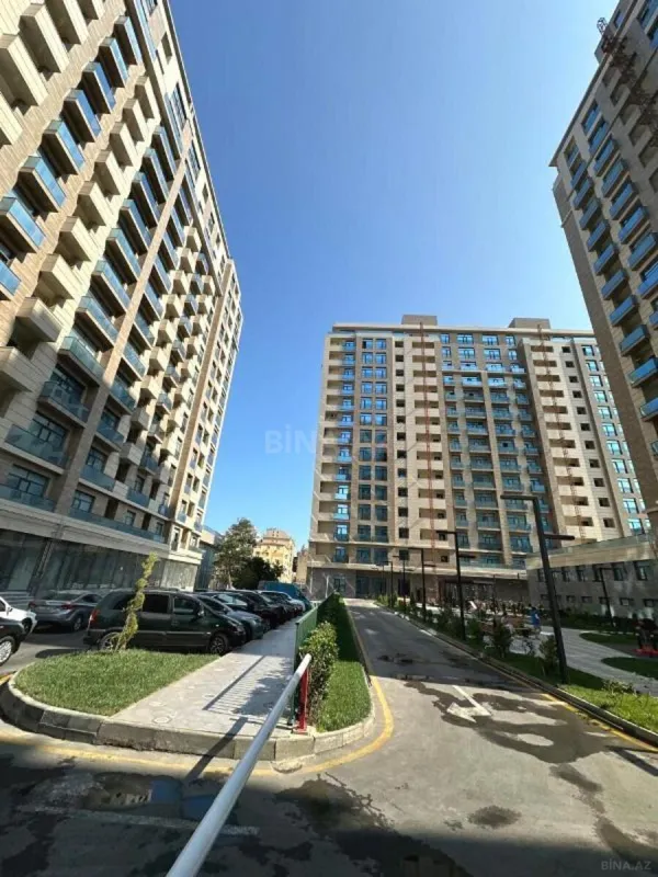 Satılır 3 otaqlı mənzil 118 m²