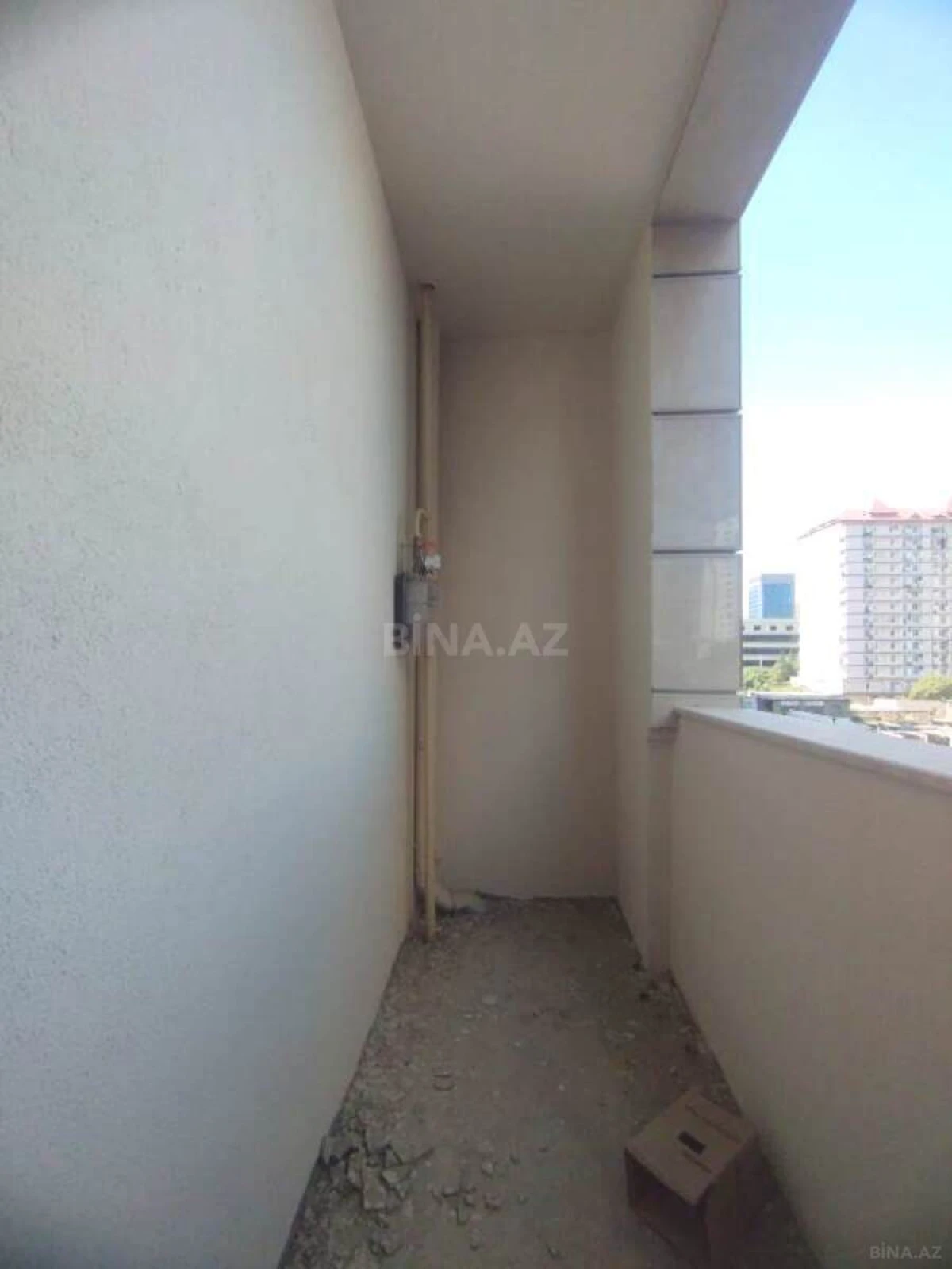 Satılır 3 otaqlı mənzil 118 m²