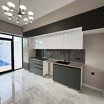 Satılır 1 otaqlı həyət evi 150 m²