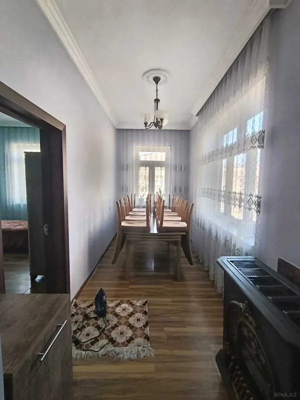Satılır 6 otaqlı həyət evi 296 m²